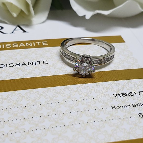 1 Carat Moissanite Solitaire Ring with 925 Sterling Silver Band - Picture 4 of 11